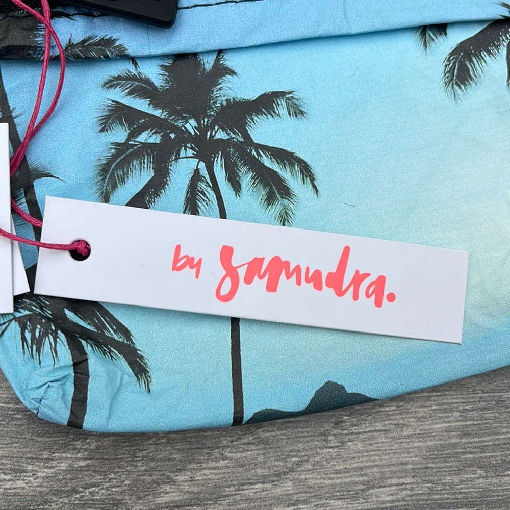 Aloha Collection Mini Samudra Mokulua Pouch - Picture 4 of 6